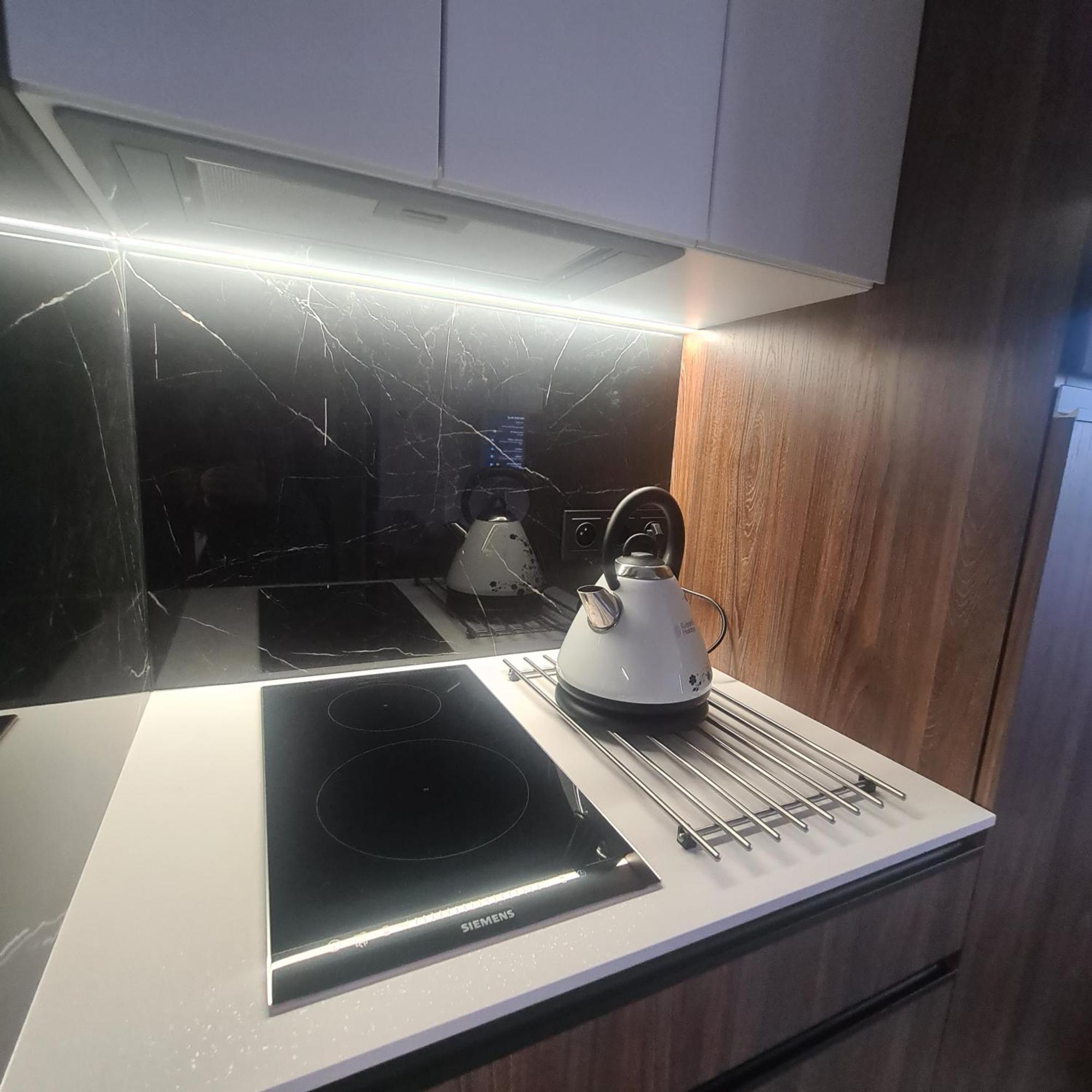 Luksusowy Apartament Bliska Wola Saba Varsovie Extérieur photo