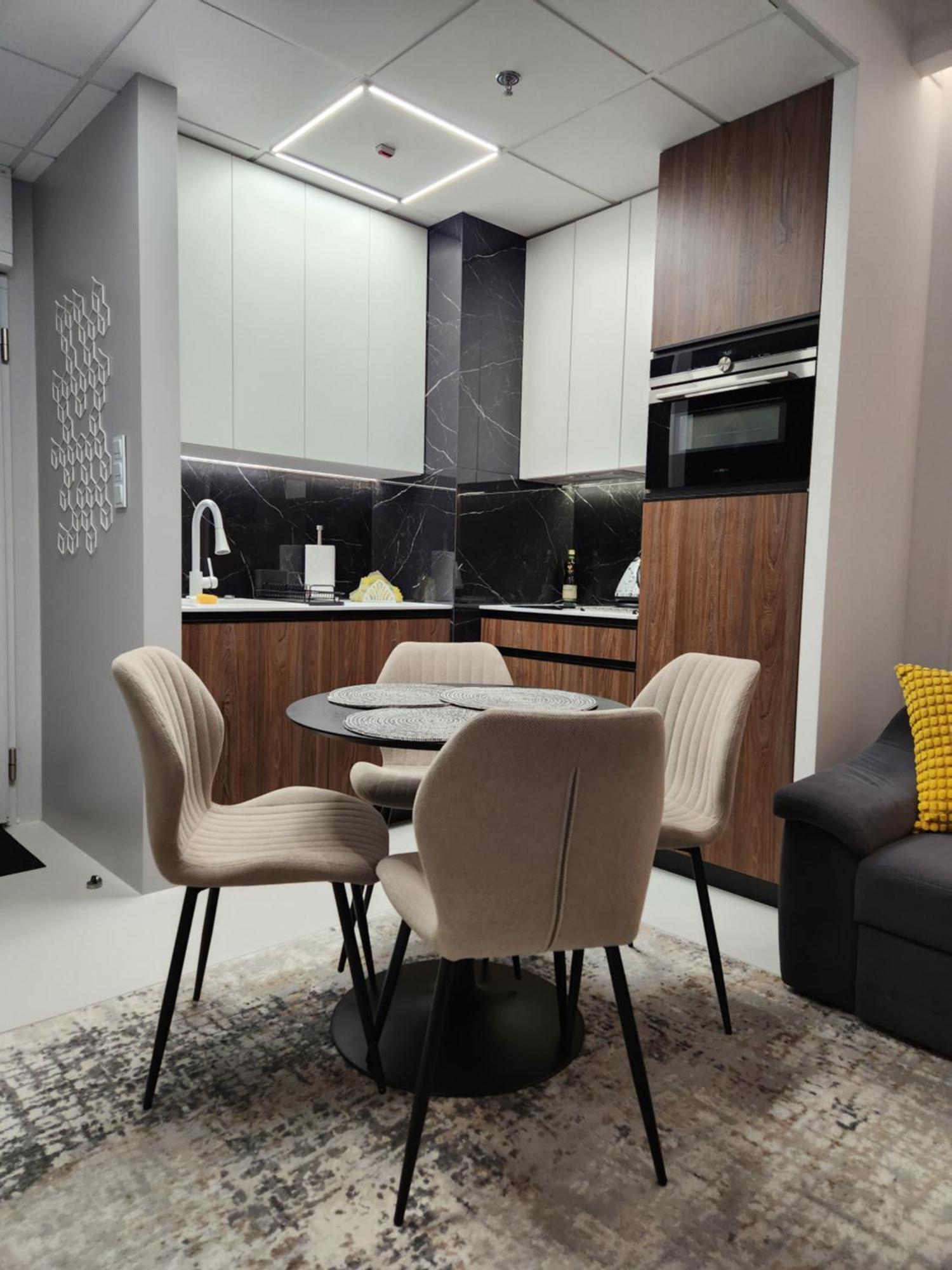 Luksusowy Apartament Bliska Wola Saba Varsovie Extérieur photo